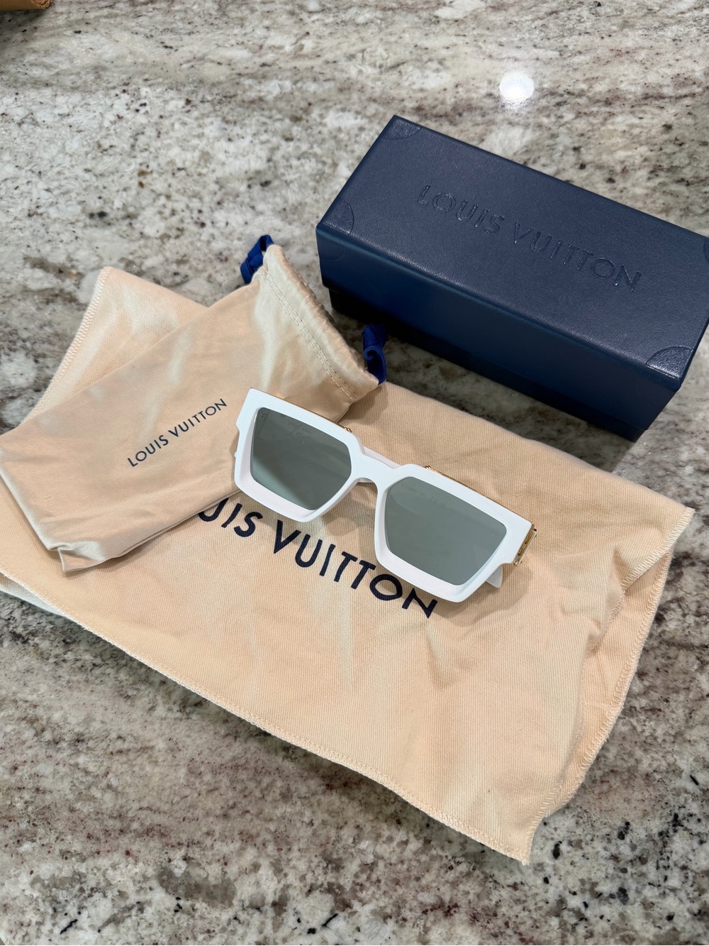 Louis Vuitton Virgil Abloh 1.1 Millionaires Black Mirrored Sunglasses Z1166W